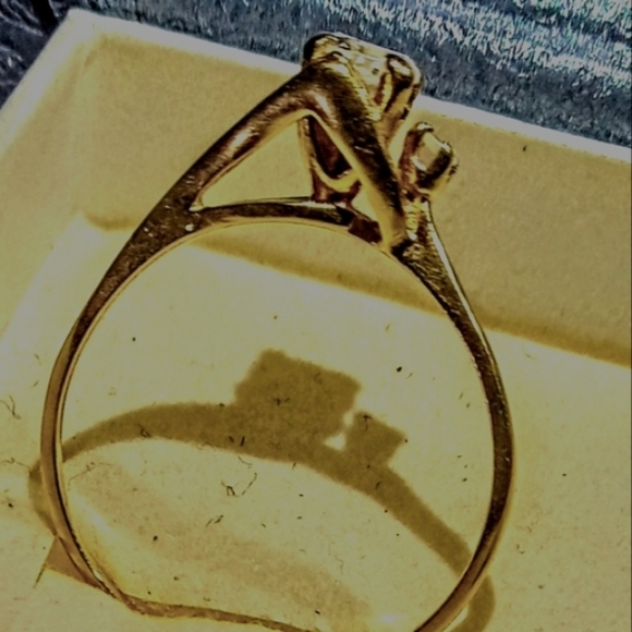 Genuine 14k Gold 2 Stone CZ Ring - Picture 8 of 13